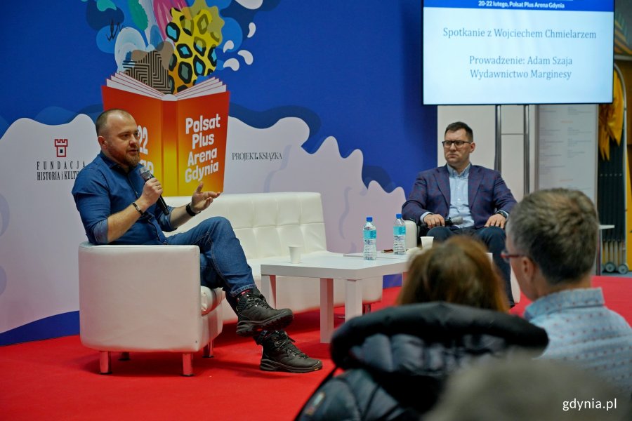 Wojciech Chmielarz w rozmowie z Adamem Szają podczas Targ&oacute;w Książki w Gdyni 