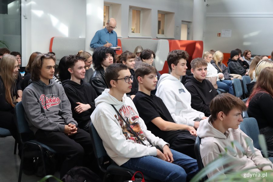 Światowy Tydzień Przedsiębiorczości 2025 w ZSA-E w Gdyni, na zdjęciu czniowie ZSA-E (fot. Katarzyna Balcerzak)