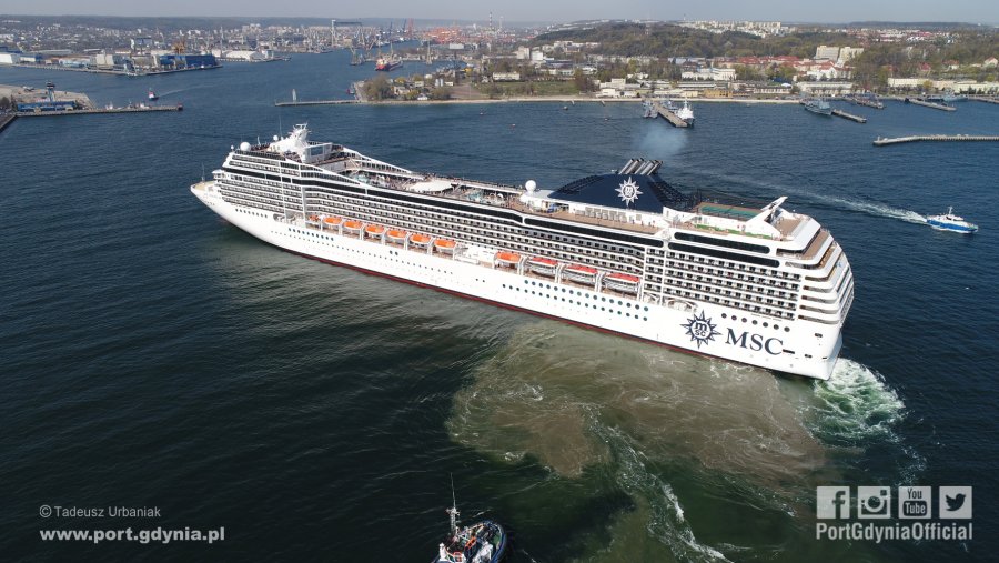 MSC Poesia / fot. Tadeusz Urbaniak Port Gdynia
