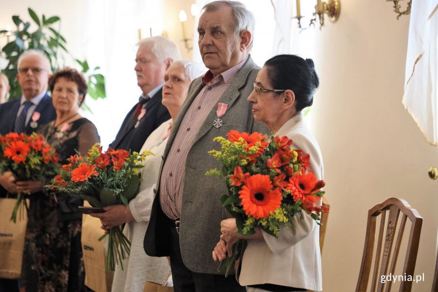 Medale za Długoletnie Pożycie Małżeńskie pary otrzymały z rąk prezydenta Gdyni Wojciecha Szczurka 