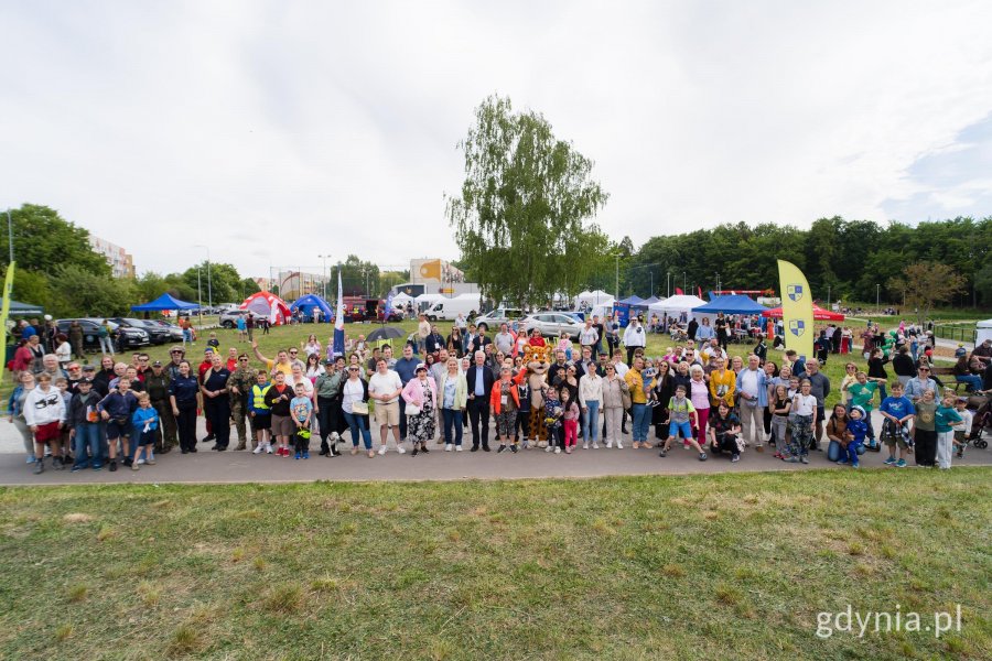 Witomiński Piknik Mundurowy zgromadził zar&oacute;wno sympatyk&oacute;w służb mundurowych, chętnych do badań i miłośnik&oacute;w spędzania wolnego czasu na świeżym powietrzu