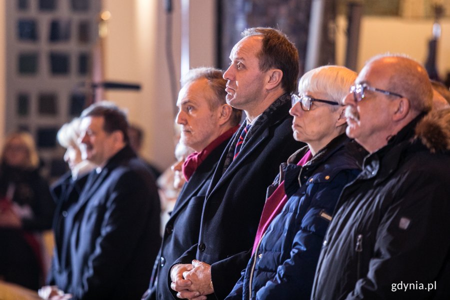 W wieczornych uroczystościach uczestniczyli: prezydent Gdyni Wojciech Szczurek, marszałek województwa pomorskiego Mieczysław Struk i Joanna Zielińska - przewodnicząca gdyńskiej Rady Miasta // fot. Karol Stańczak