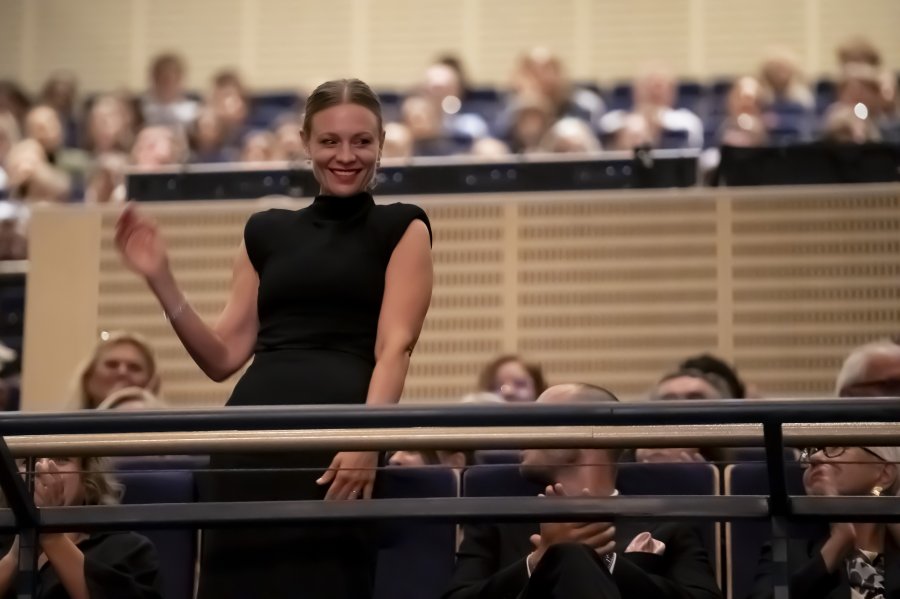 Magdalena Boczarska - aktorka i członkini jury nagrody za debiut reżyserski lub drugi film 