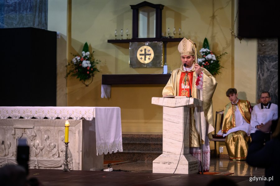 Inauguracja tegorocznego Przeglądu Teatrów Amatorskich „Kurtyna” w kościele na Małym Kacku, fot. Dawid Linkowski