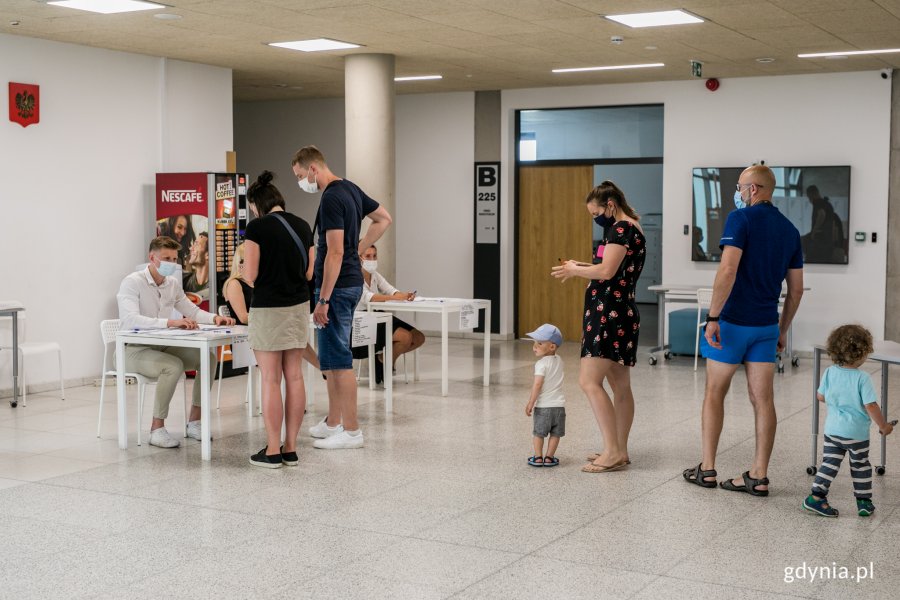 Gdynianie licznie oddawali głosy w wyborach prezydenckich // fot. Karol Stańczak