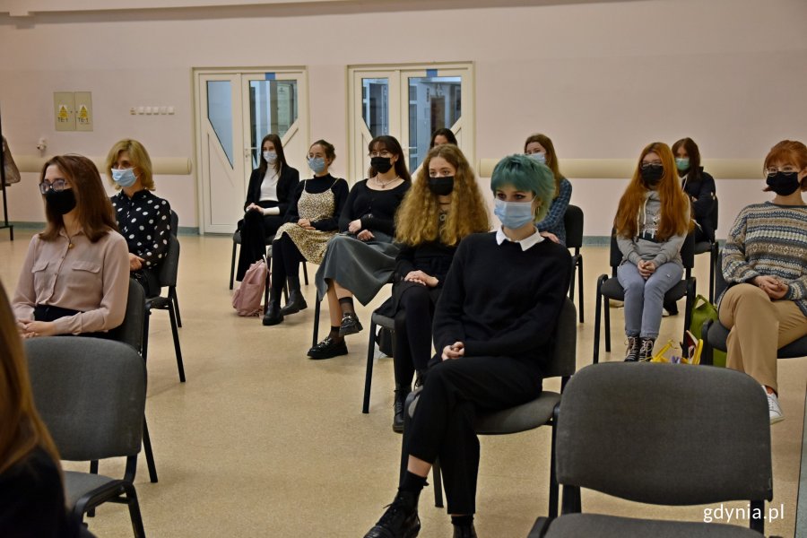 Publiczność uroczystości podpisania umowy na projekt “Klimat w szkołach metropolii”// fot. Magdalena Czernek