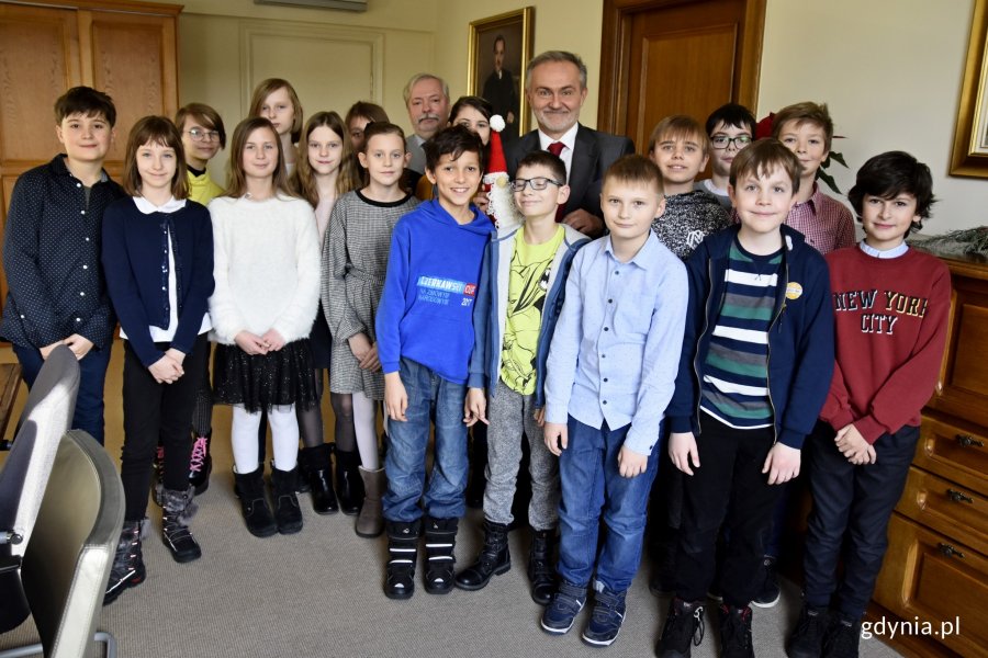 Prezydent Gdyni Wojciech Szczurek spotkał się z uczniami Szkoły Podstawowej nr 18 w Gdyni // fot. Paweł Kukla