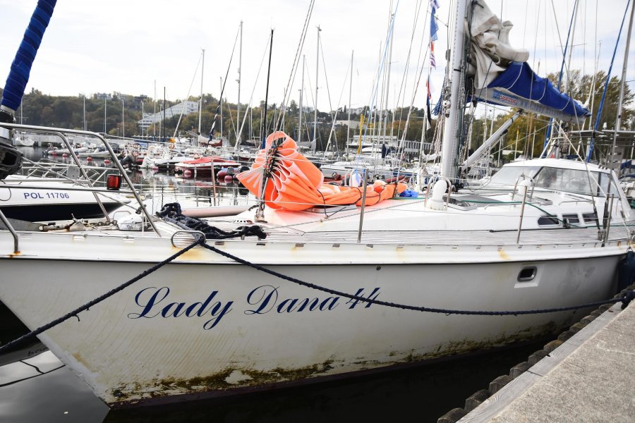 Jacht wszedł do gdyńskiej mariny 16 października o godz. 12.00. Rejs odbył się pod hasłem „Dookoła świata i za oba kręgi polarne”, fot. Jan Ziarnicki