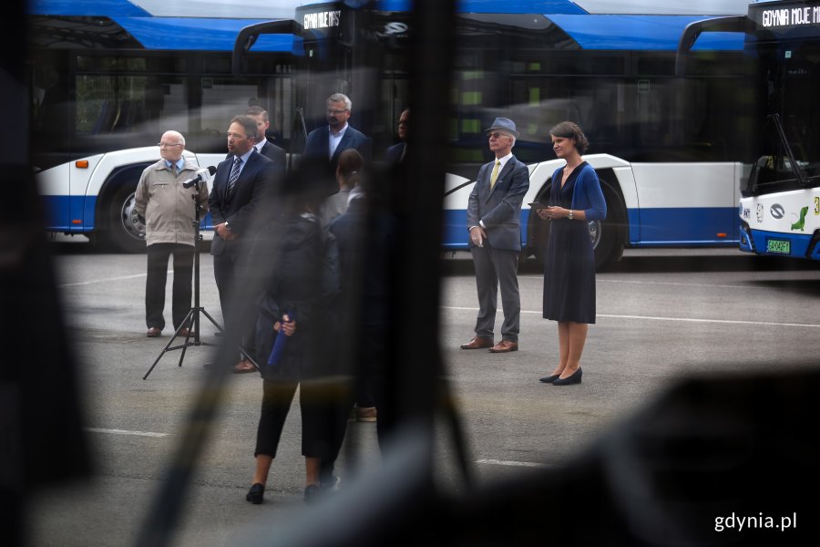 Sześć nowych Solaris Trollino 12 Electric - supertrolejbusów, które pojadą bez spalin na północ Gdyni, fot. Przemysław Kozłowski