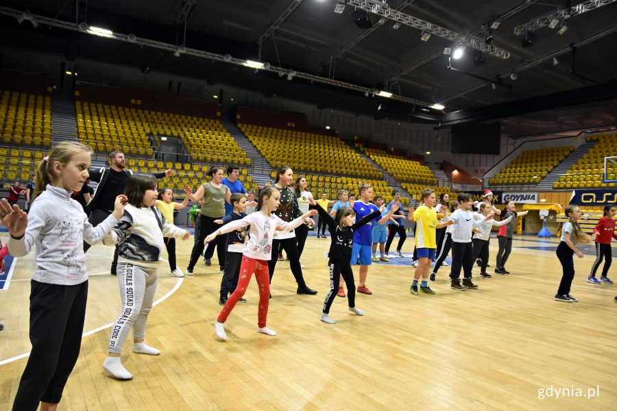 W Gdyni odbył się specjalny festyn sportowy „Ruszajmy się – razem” dla uczniów gdyńskich podstawówek // fot. Magdalena Czernek