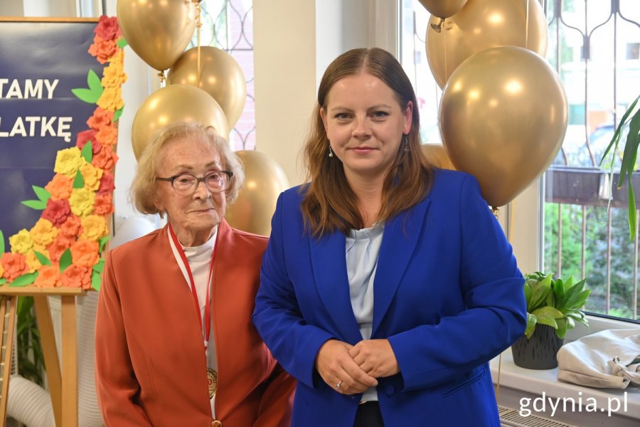 Na zdj. Krystyna Cembrzyńska-Piłat i prezydent Aleksandra Kosiorek
