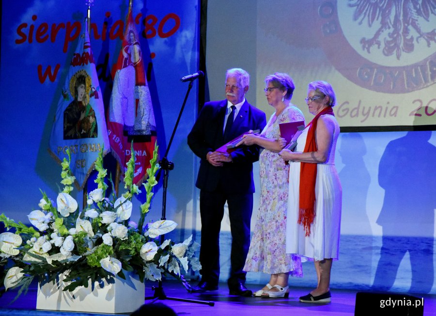 Gala wręczenia kolejnych odznaczeń „Bohaterom Sierpnia '80 Gdynia”, fot. Kamil Złoch