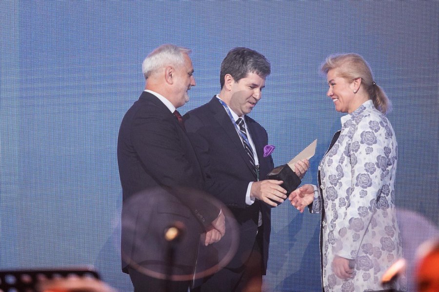 Nagrody gospodarcze wręczono podczas wieczornej Gali Forum Wizja Rozwoju w Gdynia Arenie, fot. Karol Stańczak