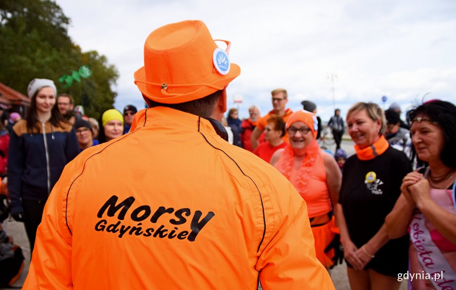 Początek sezonu na morsowanie na gdyńskiej plaży, fot. Kamil Złoch