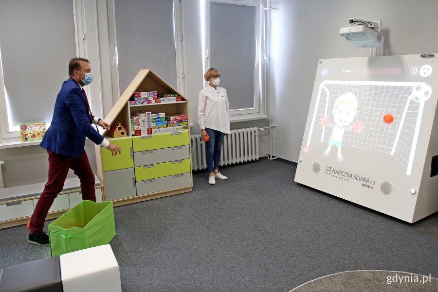 Otwarcie wyremontowanej czytelni w Bibliotece Obłuże. Fot. Przemysław Kozłowski
