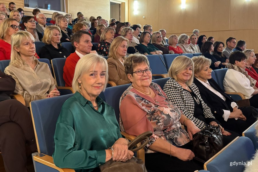 Spotkanie kadry zarządającej gdyńskich plac&oacute;wek oświatowych (fot. Katarzyna Balcerzak)
