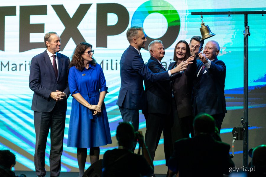 Goście podczas inauguracji. Pierwszy dzień 23. Międzynarodowych Targów Morskich i Militarnych BaltExpo w AmberExpo (fot. Kamil Złoch)