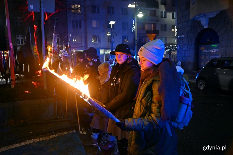 Uroczystości przed pomnikiem Ofiar Terroru Komunistycznego // fot. Magdalena Czernek