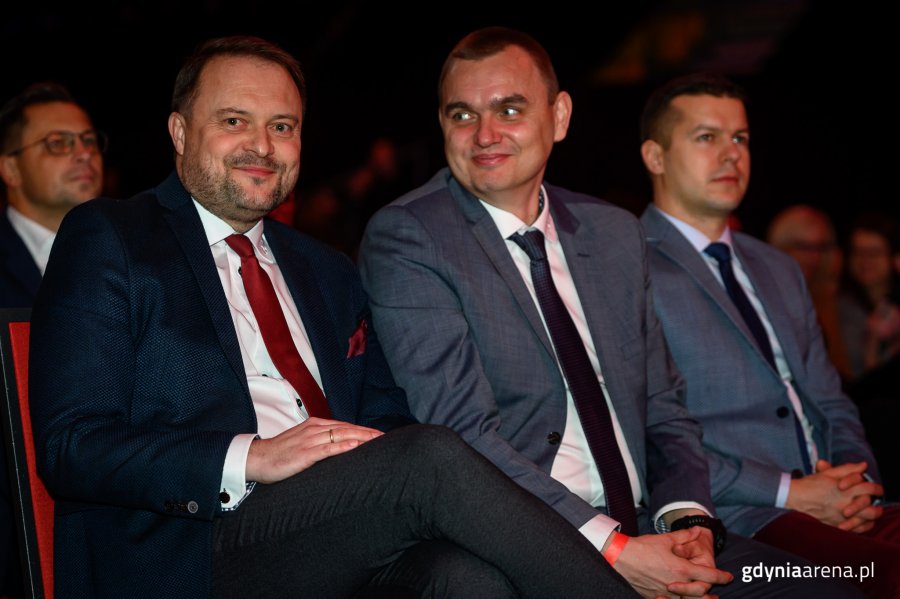 Arena Mówców w Gdynia Arenie, na zdjęciu (od lewej) Marek Łucyk, wiceprezydent Gdyni ds. rozwoju i Przemysław Dalecki, dyrektor Gdyńskiego Centrum Sportu, fot. Dawid Linkowski