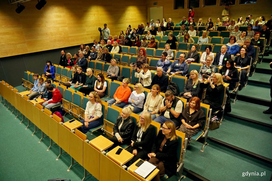 Uczestnicy konferencji „Dobrostan w centrum uwagi” w Pomorskim Parku Naukowo-Technologicznym 
