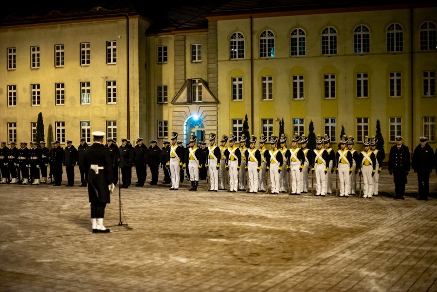 Uroczysty apel z okazji rocznicy wybuchu Powstania Listopadowego, fot. Dawid Linkowski 