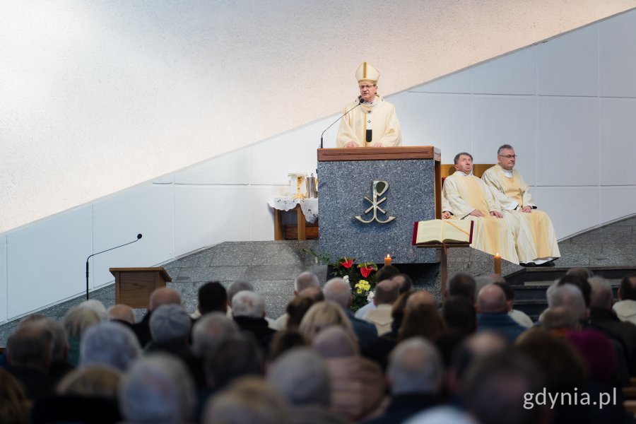 Nabożeństwo odprawił poprowadził Metropolita Gdański Abp Tadeusz Wojda 