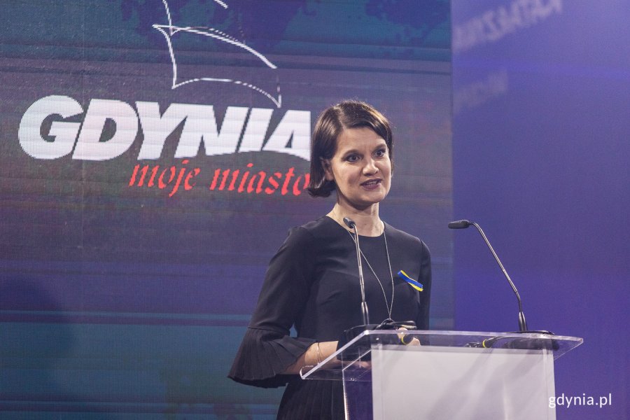 Gala „Outsourcing Stars” w Plenum w Stoczni Gdańskiej - Katarzyna Gruszecka-Spychała, wiceprezydent Gdyni ds. gospodarki, fot. Karol Stańczak