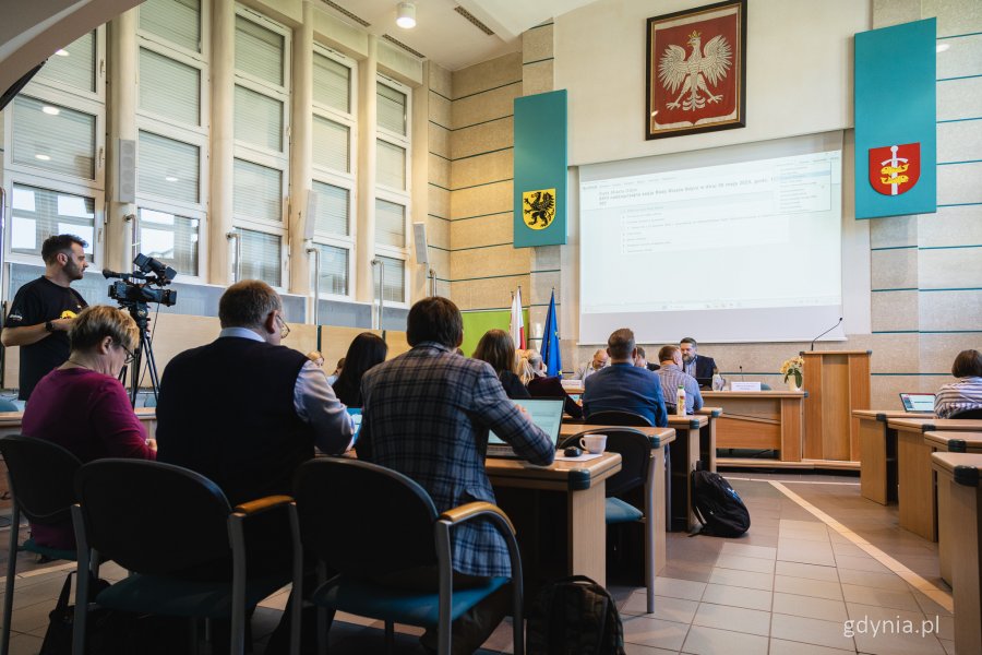 Nadzwyczajna sesja Rady Miasta Gdyni z dnia 20 maja 2025 roku (fot. Kamil Złoch)