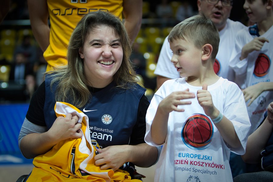 Gdyński OneTeam wystąpił w przerwie meczu EuroCup między Asseco Arką i Albą Berlin, fot. Mariusz Mazurczak