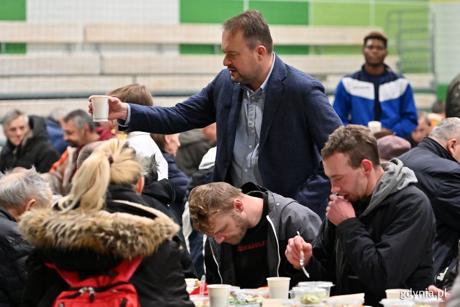 Marek Łucyk, wiceprezydent Gdyni ds. rozwoju, podczas miejskiej wigilii. Fot. Michał Puszczewicz
