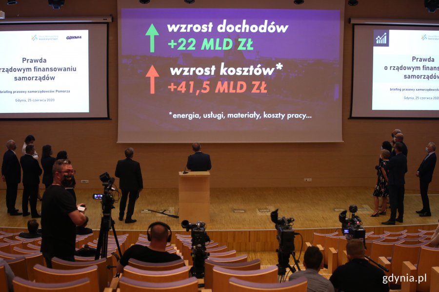 Briefing prasowy pomorskich samorządowców nt. kondycji budżetów miast, gmin i powiatów, fot. Przemysław Kozłowski