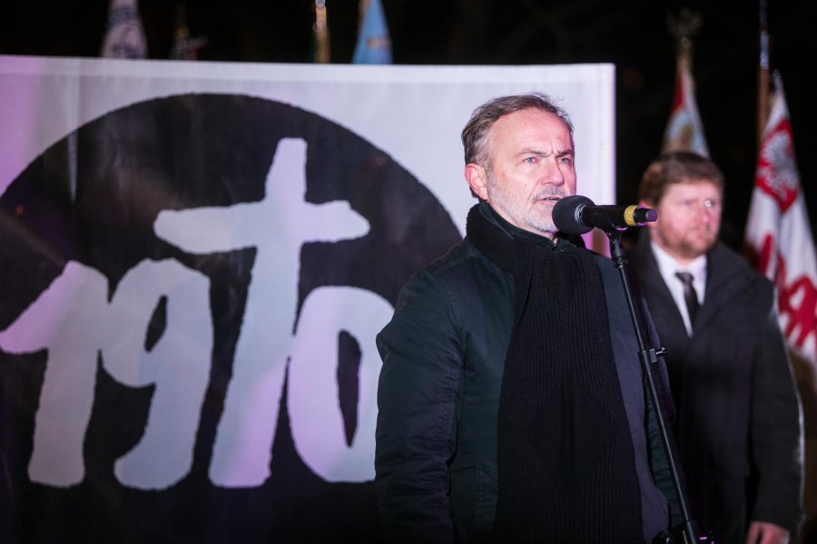 Wieczorne uroczystości upamiętniające ofiary Grudnia '70 // fot. Karol Stańczak