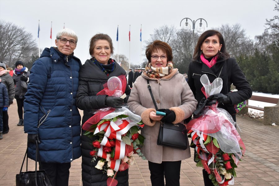 Uroczystość złożenia kwiatów z okazji 92. urodzin Gdyni // fot. Lechosław Dzierżak