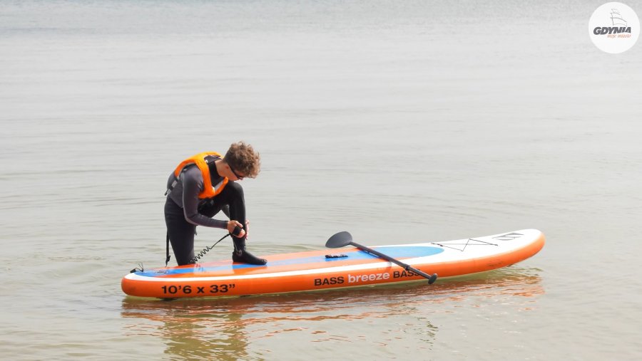 Gdynia SUPer Miasto to akcja realizowana we współpracy z SUP Bazą - Stowarzyszeniem "Orłowo przy plaży"