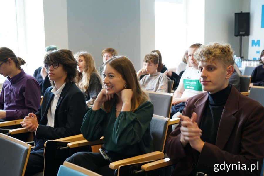 Uczestnicy debaty oksfordzkiej na Uniwersytecie WSB Merito