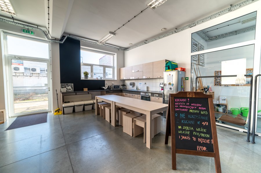 Wymiennikownia: wspólna kuchnia // arch. Laboratorium Innowacji Społecznych