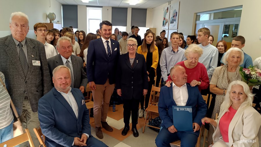 Kombatanci i młodzież