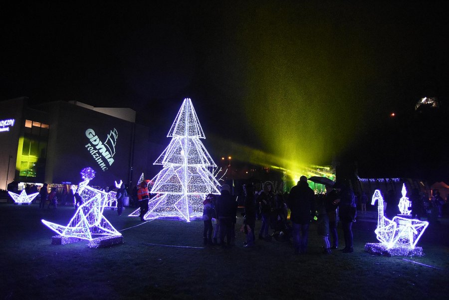 Iluminacje na placu Grunwaldzkim // fot. Michał Puszczewicz