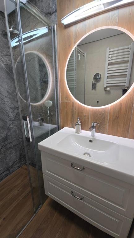 Słoneczny apartament z widokiem, łazienka