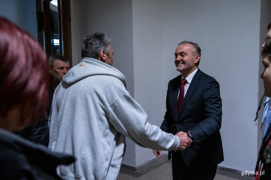 Gdyńskie śniadanie wielkanocne dla samotnych i potrzebujących, fot. Dawid Linkowski