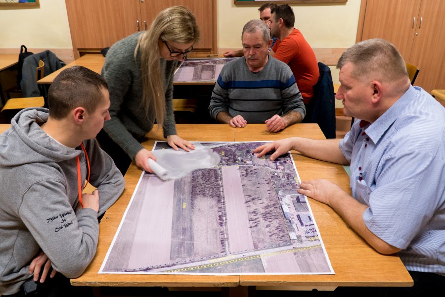 Warsztaty poświęcone nadchodzącej przebudowie polany przy Osadzie Rybackiej, fot. Aleksander Trafas