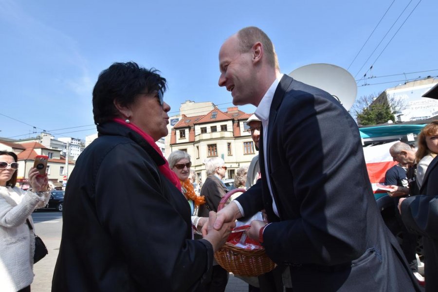 Tydzień z biało-czerwoną flagą w Radiu Gdańsk // fot. Lechosław Dzierżak