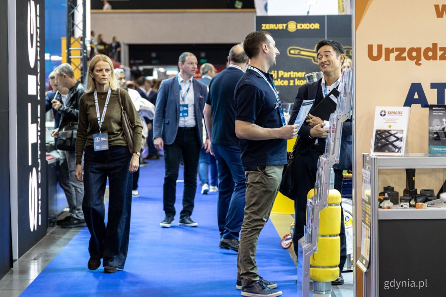Strefa wystawców. Pierwszy dzień 23. Międzynarodowych Targów Morskich i Militarnych BaltExpo w AmberExpo (fot. Kamil Złoch)