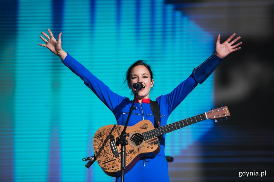 Jain na Open'er Festival 2019 // fot. Karol Stańczak