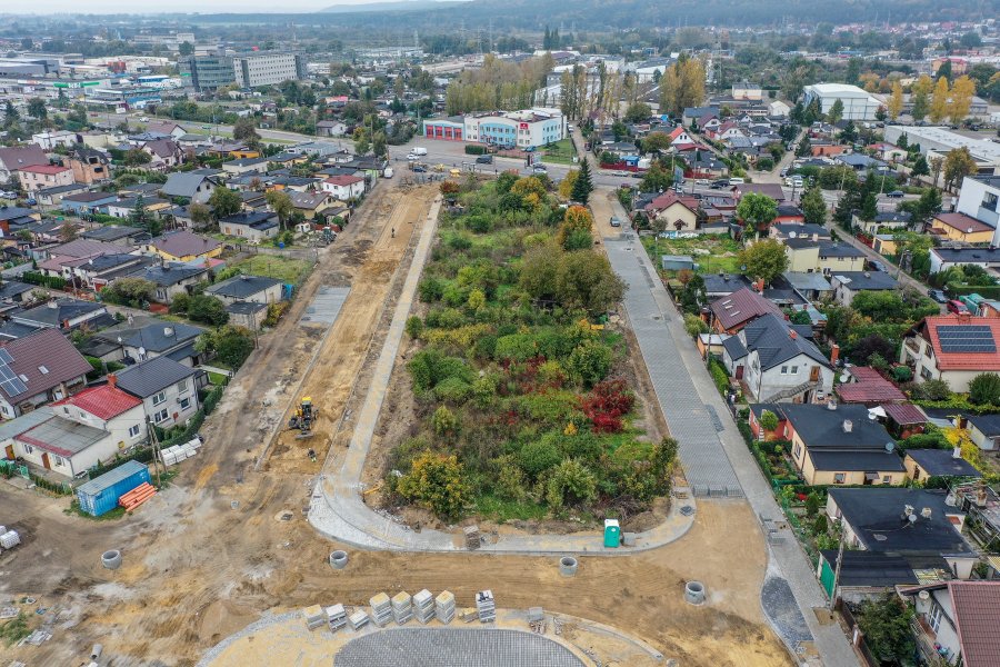 Nowa ulica na os. Meksyk na Chyloni połączy ulicę Hutniczą z dworcem kolejowym Gdynia Chyloni // fot. Karolina Misztal  - Świderska