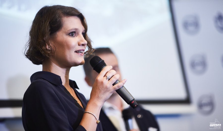 Wiceprezydent Gdyni Katarzyna Gruszecka-Spychała na konferencji podsumowującej VGSD 2019 / fot. ShutterSail.com - Robert Hajduk Sailing Photography