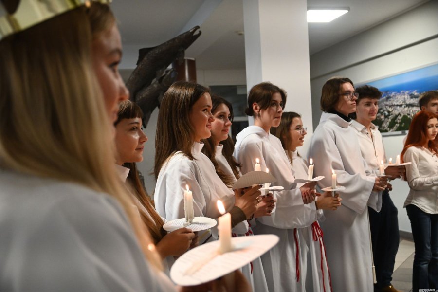 Orszak św. Łucji w gdyńskim magistracie // fot. Dominika Sobiech