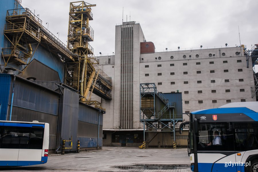 Wycieczka - nagroda w konkursie wiedzy "Śladami Tadeusza Wendy po Porcie Gdynia". Fot. Karol Stańczak