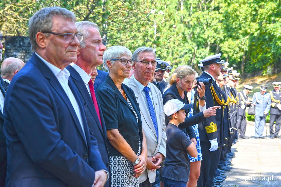 Uroczystości upamiętniające 80. rocznicę wybuchu II wojny światowej na cmentarzu w Redłowie, fot. Michał Puszczewicz
