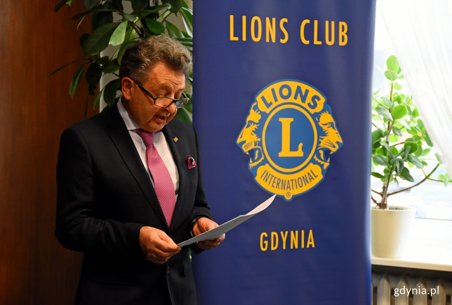 Przekazanie środków przez Lions Club Gdynia, fot. Kamil Złoch